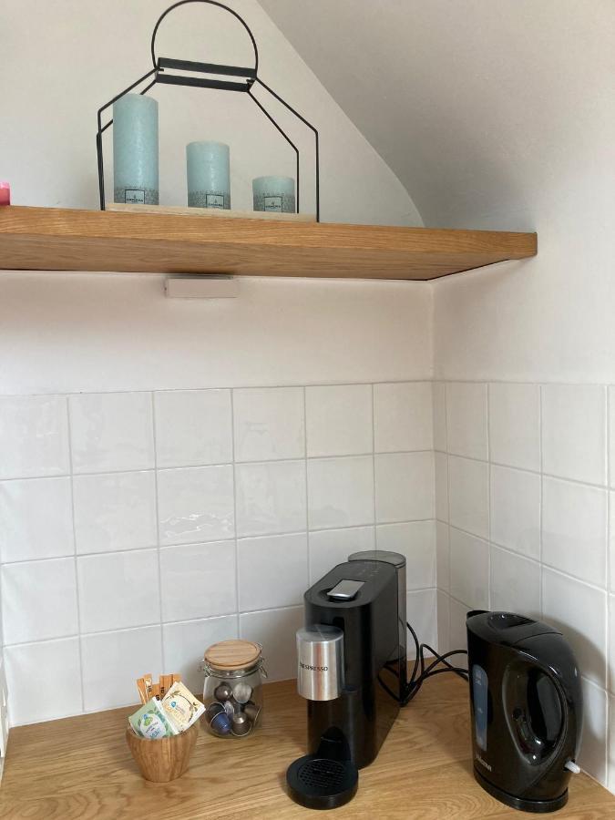 Rustig Appartement In Het Groen Met Terras Kontich Bagian luar foto